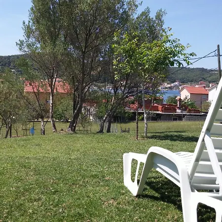 House Viskic Supetarska Draga